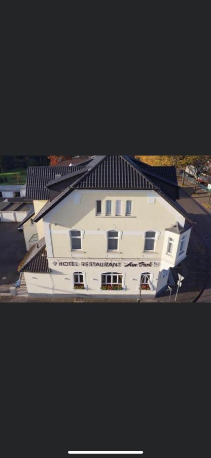 Hotel Restaurant Am Park Waltrop Buitenkant foto